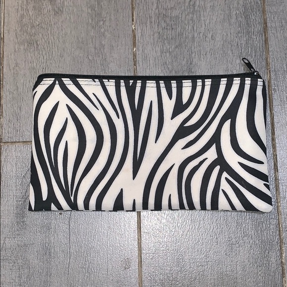 β€οΈ Make up bag - Picture 2 of 3